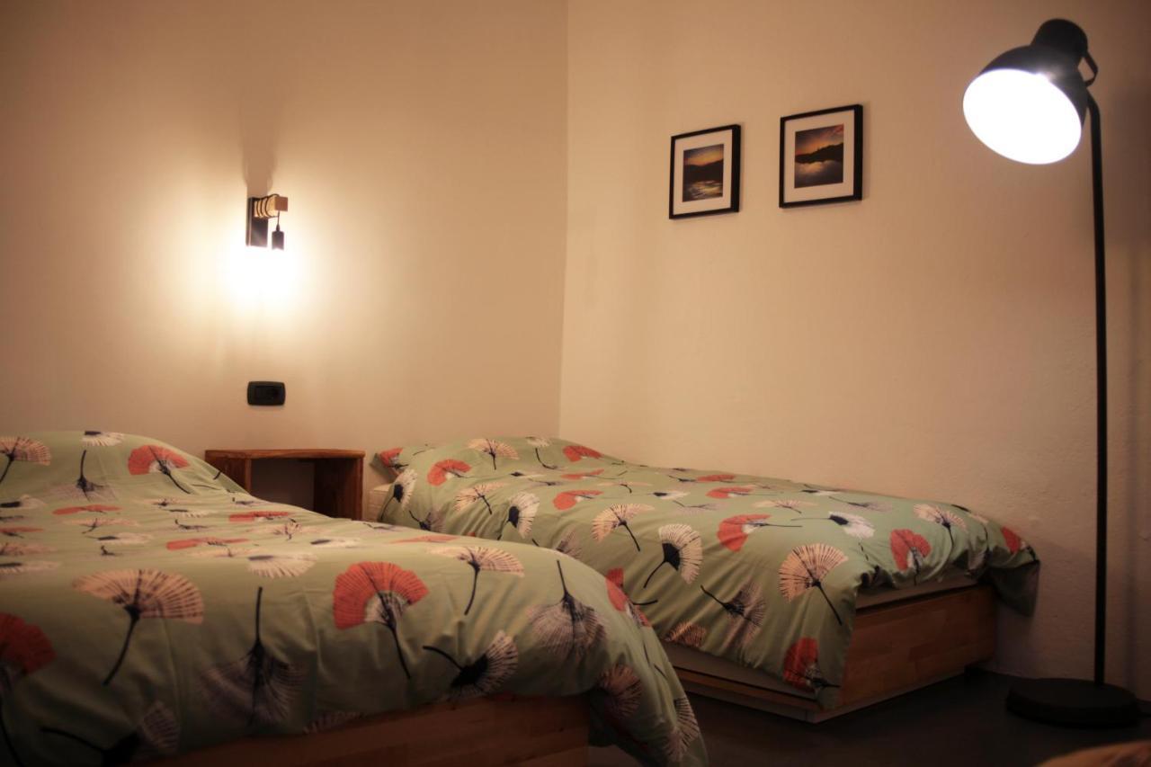 B&B Val Valerna Lezzeno Eksteriør bilde